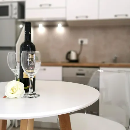 Apartment Rozaza