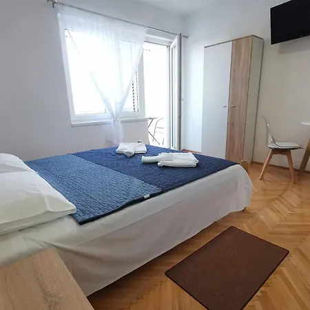 Apartment Rozaza *
