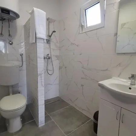 Rozaza Apartment