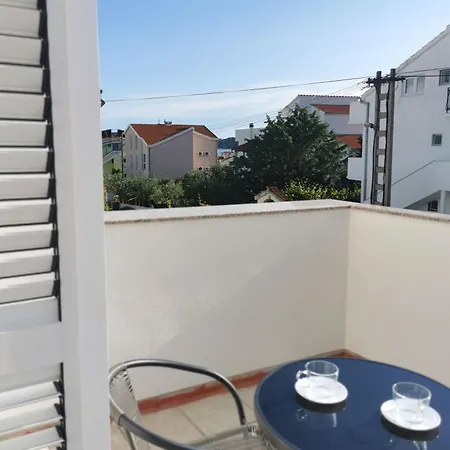 Apartment Rozaza Vodice