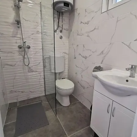 Apartment Rozaza